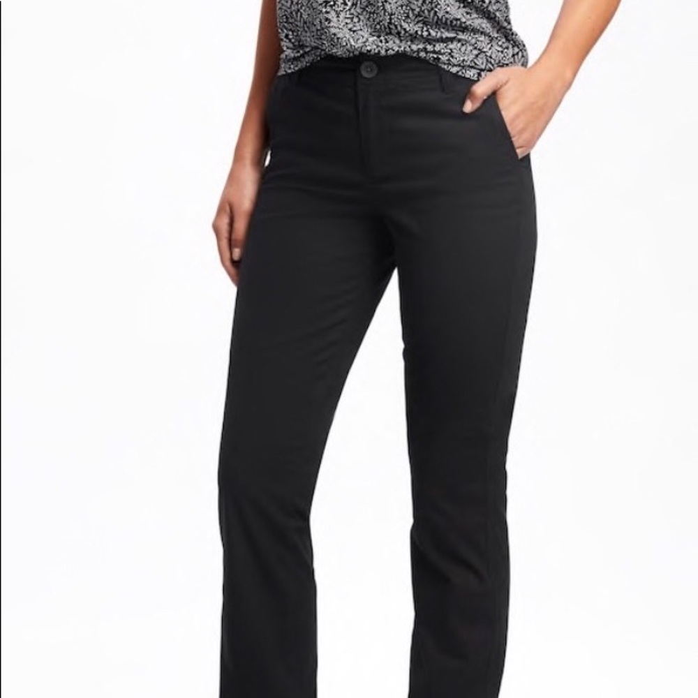 Old Navy Mid rise Khakis